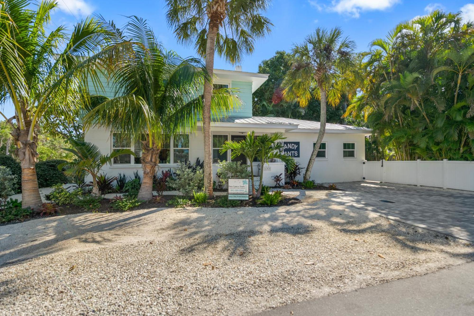 Sandy Pants - Designer Beach Chic Home Steps To Beach Backyard Oasis W Heated Pool Anna Maria Exteriér fotografie