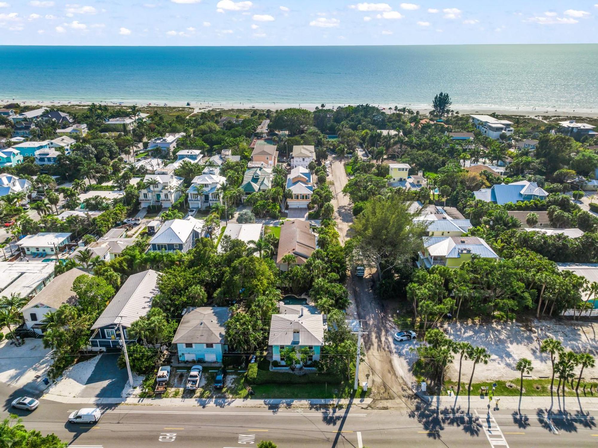 Sandy Pants - Designer Beach Chic Home Steps To Beach Backyard Oasis W Heated Pool Anna Maria Exteriér fotografie
